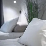 Hotel Lemonade